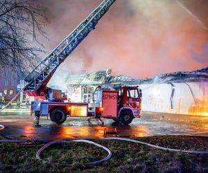 Pożar pawilonu handlowego w Rudzie Śląskiej