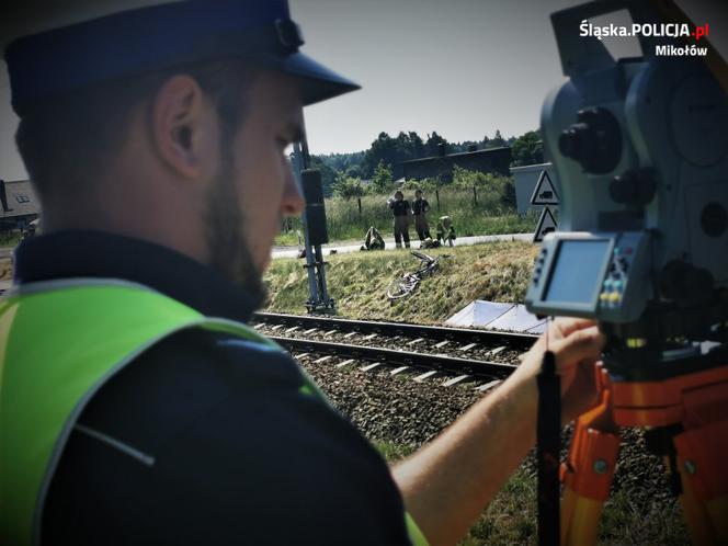 Orzesze. Śmiertelne potrącenie rowerzystki na przejeździe kolejowym [ZDJĘCIA]