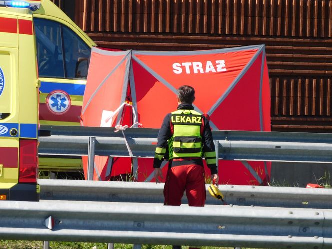 Dramat w Majdanie. Nie żyje motocyklista. Pasażerka walczy o życie