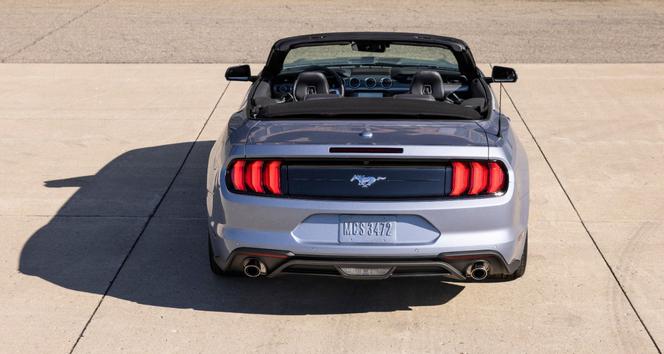 Ford Mustang Coastal Edition