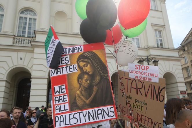 Marsz dla Palestyny przeszedł w niedzielę, 17 sierpnia ulicami Warszawy