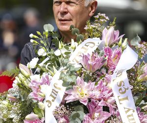 Ewa Błaszczcyk w niestandardowym stroju na pogrzebie Jadwigi Jankowskiej-Cieślak