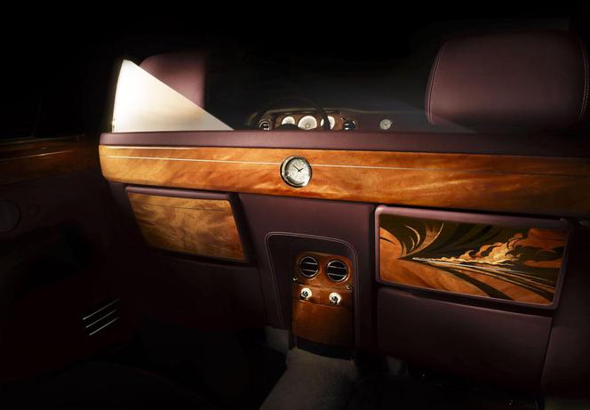 Rolls-Royce Phantom Pinnacle Travel