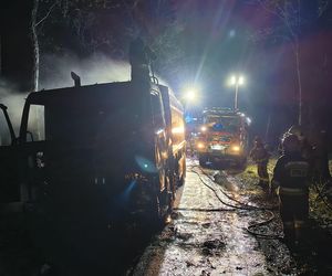 Ciężarówka płonęła jak pochodnia! Droga była zablokowana