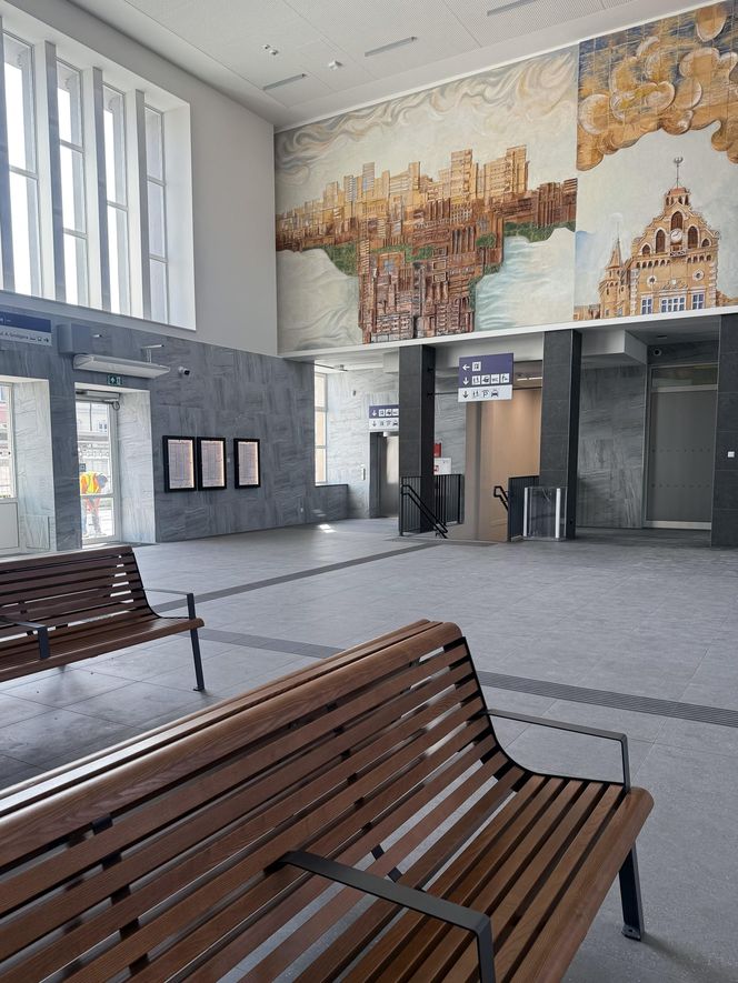 Rzeszów Główny otwarty po przebudowie. Dworzec odzyskał modernistyczny charakter