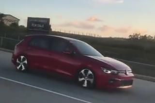 Ogromna wpadka Volkswagena! Golf ósmej generacji przyłapany w Afryce. Zobacz WIDEO