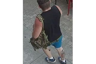 Mężczyzna z wojskowym plecakiem i tatuażami poszukiwany przez policję. Opublikowali zdjęcia