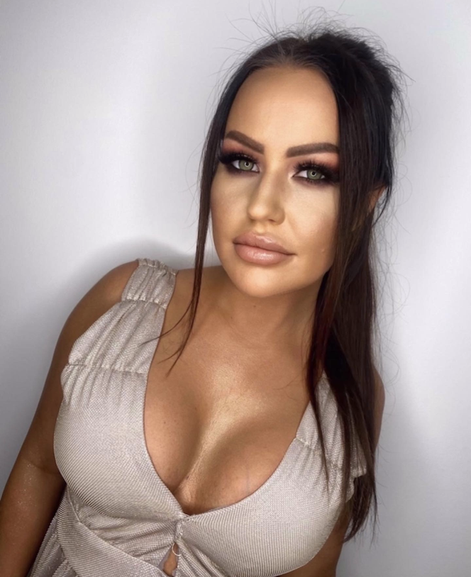 Anię Papierz kręcą starsi panowie