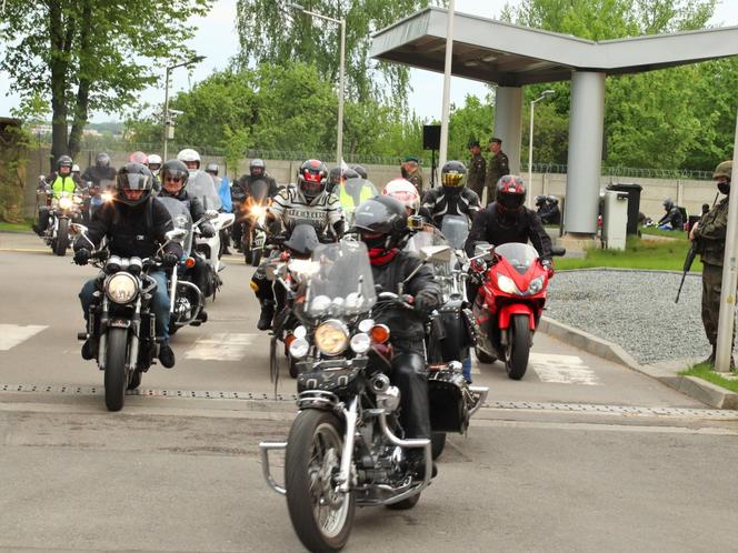 Chodzi o pamięci. Z Elbląga wyruszył rajd mundurowych
