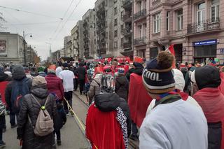 Obchody Trzech Króli w Łodzi. Pochód wzdłuż Piotrkowskiej