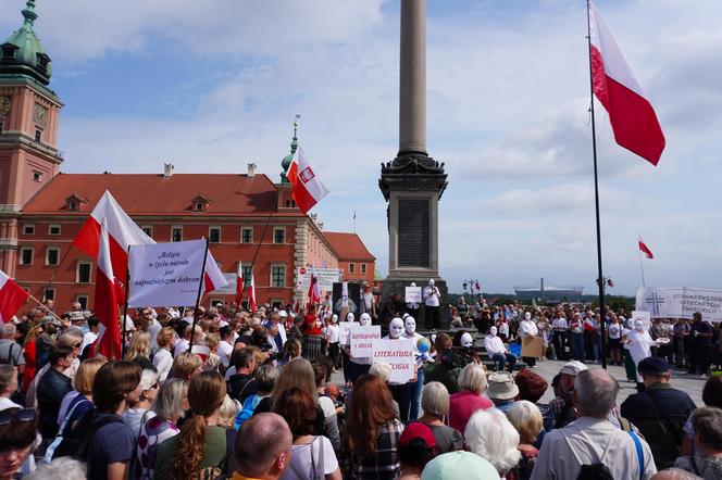 Protest katechetów w Warszawie 21.08.2024