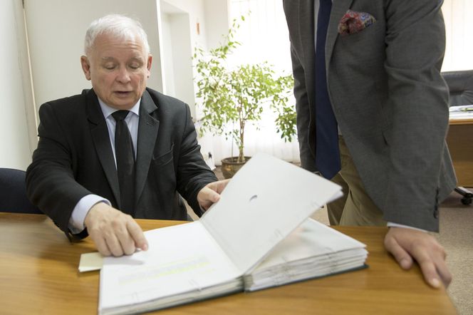 Stąd twardą ręką rządzi PiS Jarosław Kaczyński 