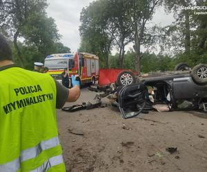 Tragedia pod Częstochową. Nie żyje 39-letni kierowca, jego brat walczy o życie w szpitalu