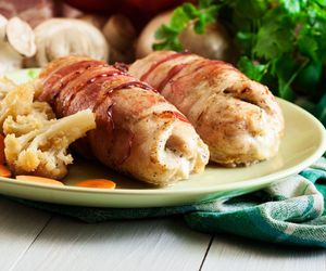 Na Wielkanoc zrób pyszne i soczyste roladki z kurczaka. Pochwałom nie będzie końca 