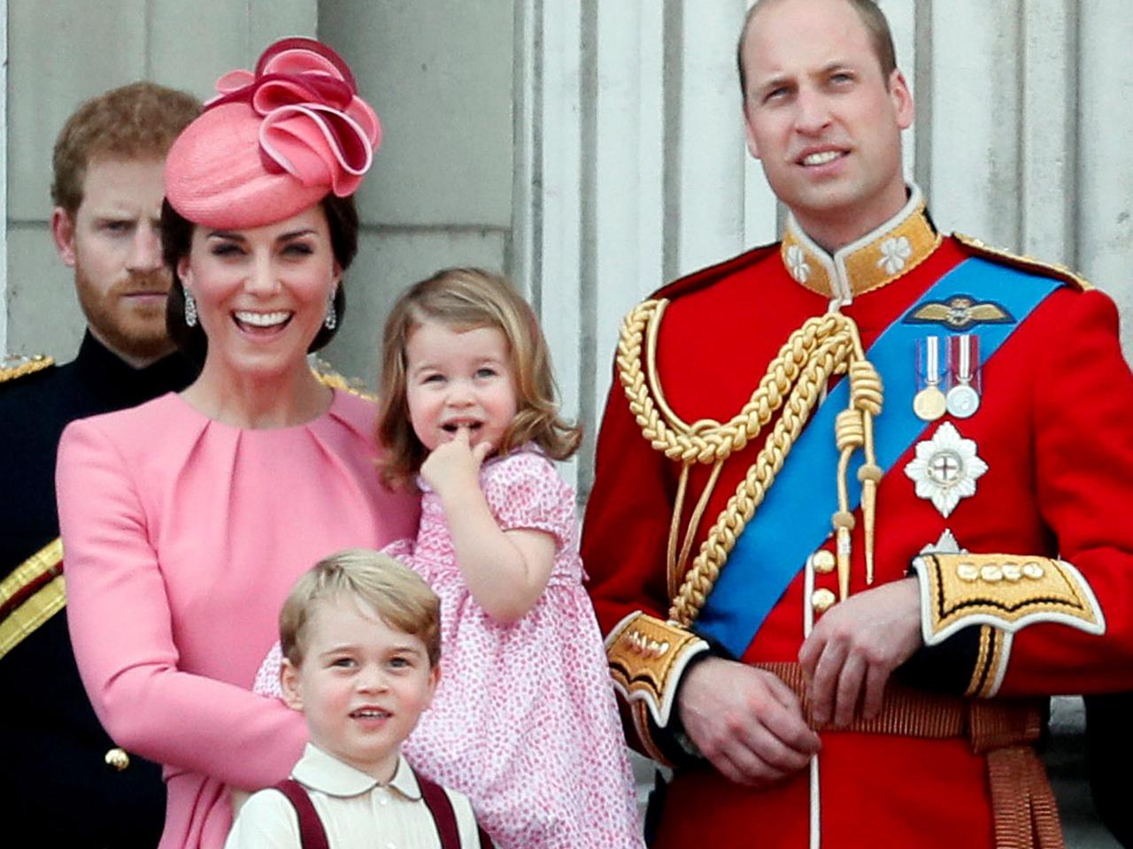 Księżna Kate będzie mieć CÓRKĘ! Urodzi drugą księżniczkę 