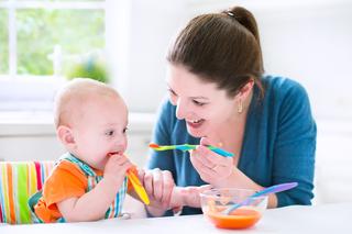 Jadłospis 7-miesięcznego dziecka - co i ile może jeść 7-miesięczne niemowlę