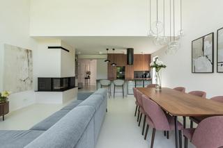 Styl Bauhaus we wnętrzu. Tak zaprojektowano 135 metrowy dom