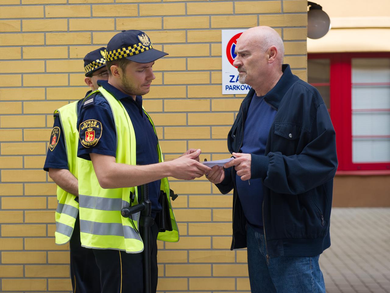 Na Wspólnej odcinek 2373 Roman (Waldemar Obłoza)