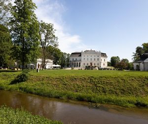 Pałac Popielów w Kurozwękach