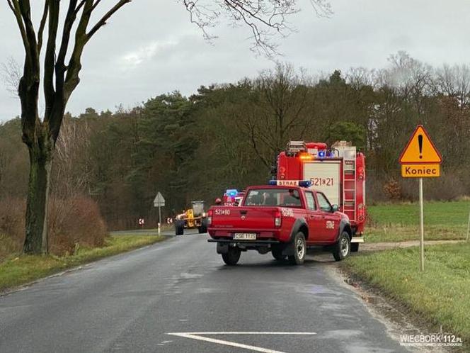 Wypadek na trasie trasie Sikorz - Trzciany! Jedna osoba w szpitalu! [ZDJĘCIA] 