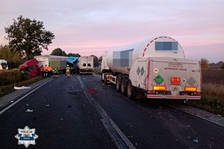 Zderzenie trzech ciężarówek w powiecie płockim