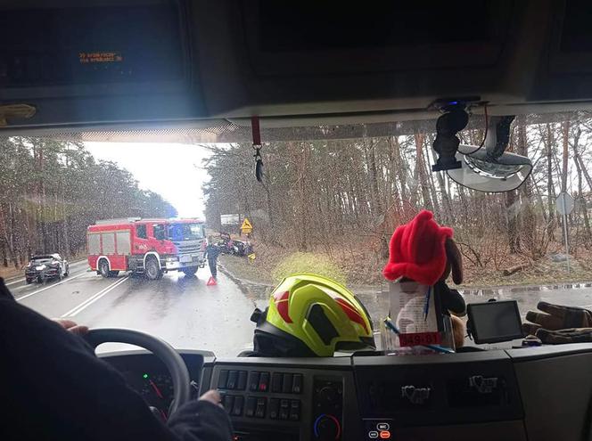 Poważny wypadek na granicy Torunia i gminy Zławieś Wielka. Trzy osoby ranne
