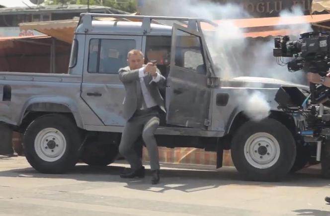 Land Rover Defender w filmie SkyFall
