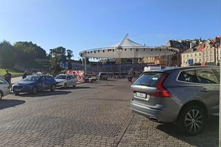 Tak wygląda teraz plac Zamkowy w Lublinie. Co tu budują? 