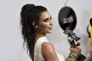 Kim Kardashian - hotplota.pl