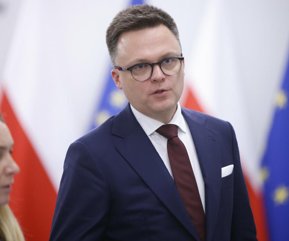 Szymon Hołownia. Prowadził Mam Talent dziś jest Marszałkiem Sejmu. Jak się zmieniał?