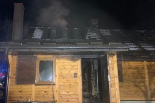 Drewniany dom w pow. biłgorajskim stanął w ogniu. W płomieniach zginął starszy mężczyzna