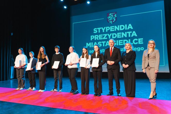Blisko 700 najzdolniejszych siedleckich uczniów z nagrodami za dokonania w nauce!