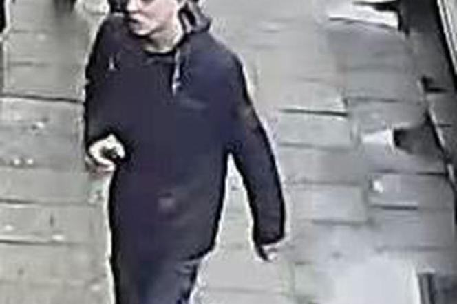 1 Chłopak ze zdjęcia w marcu ukradł rower z klatki schodowej jednej z kamienic przy Kasprzaka
