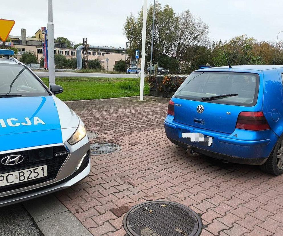 Mieli aż TRZY zakazy prowadzenia pojazdów. Dwóch mężczyzn złapano dzięki pomocy świadków