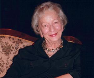 Natalia Lesz jako Wisława Szymborska