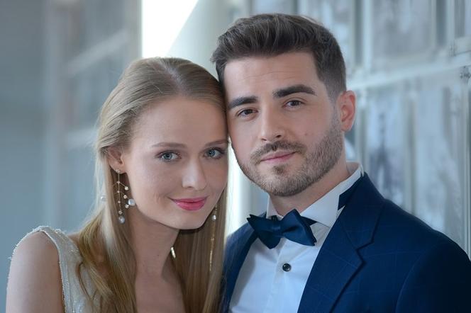 Pierwsza miłość po wakacjach. Kacper (Damian Kulec), Weronika (Dominika Kryszczyńska)