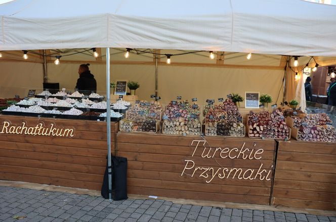 Festiwal Czekolady i Słodkości na placu pod zamkiem w Lublinie 