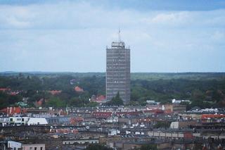 Dawny wieżowiec TVP zmienił się w apartamentowiec Sky Garden