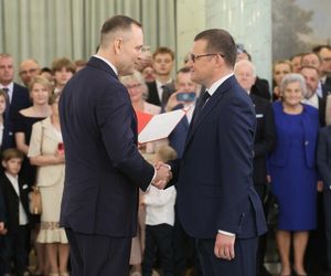 Powołanie ministrów w kancelarii Nawrockiego