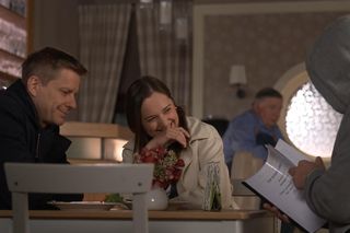 Na Wspólnej na planie: Robert Tadeusiak (Dariusz Wnuk), Aneta Siwek (Dorota Krempa)