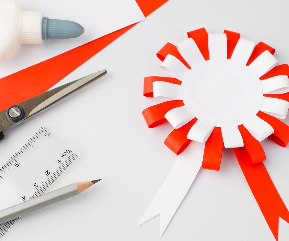 Jak z małym dzieckiem zrobić kotylion na Dzień Odzyskania Niepodległości?