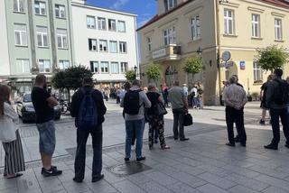 Za czym kolejka ta stoi w Rzeszowie? Tłum chętnych na ważnym banknotem! 