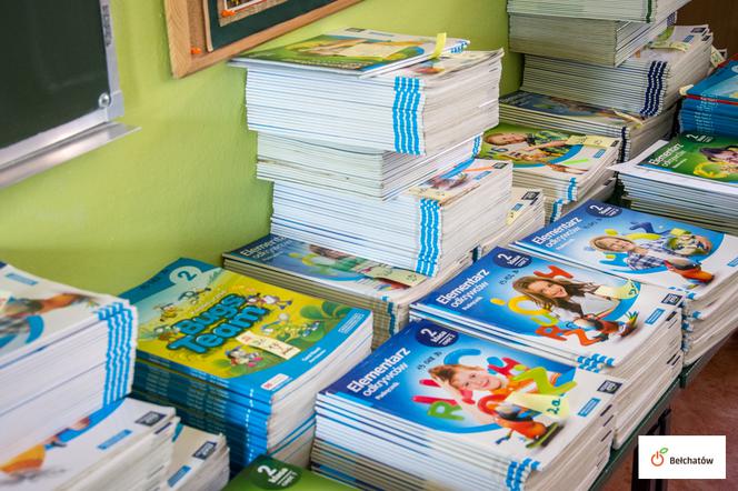 Bełchatów: Ponad pół miliona złotych na podręczniki. Szkoły właśnie robią wielkie zakupy!