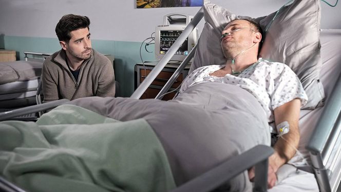 Pierwsza miłość odc. 4068. Janek (Maciej Mikołajczyk), Kacper (Damian Kulec)