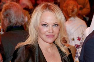 Pamela Anderson rozpływa się nad swoim szóstym mężem. „Nie wychodziliśmy z łóżka od Wigilii”
