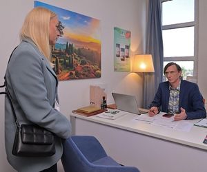 Pierwsza miłość, odcinek 4057: Emilka (Anna Ilczuk), Fryderyk (Andrzej Kłak)