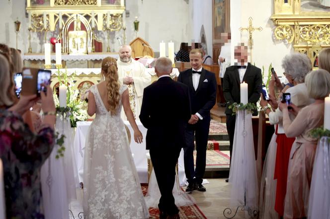 Marta Paszkin i Paweł Bodzianny z "Rolnik szuka żony" wzięli ślub kościelny! Piękna uroczystość
