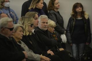 Pogrzeb Jerzego Urbana. Pożegnali go Kwaśniewski i Michnik. Kto jeszcze? 