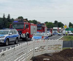 Wypadek W Lubieni. Ciężarówka zderzyła się z osobówką