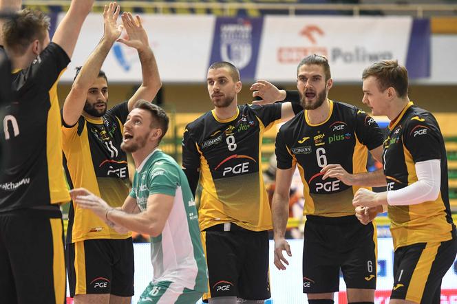 PlusLiga na finiszu. VERVA Warszawa ORLEN Paliwa zagra z PGE Skrą Bełchatów
